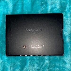 Anastasia Beverly Hills Black Contour Kit